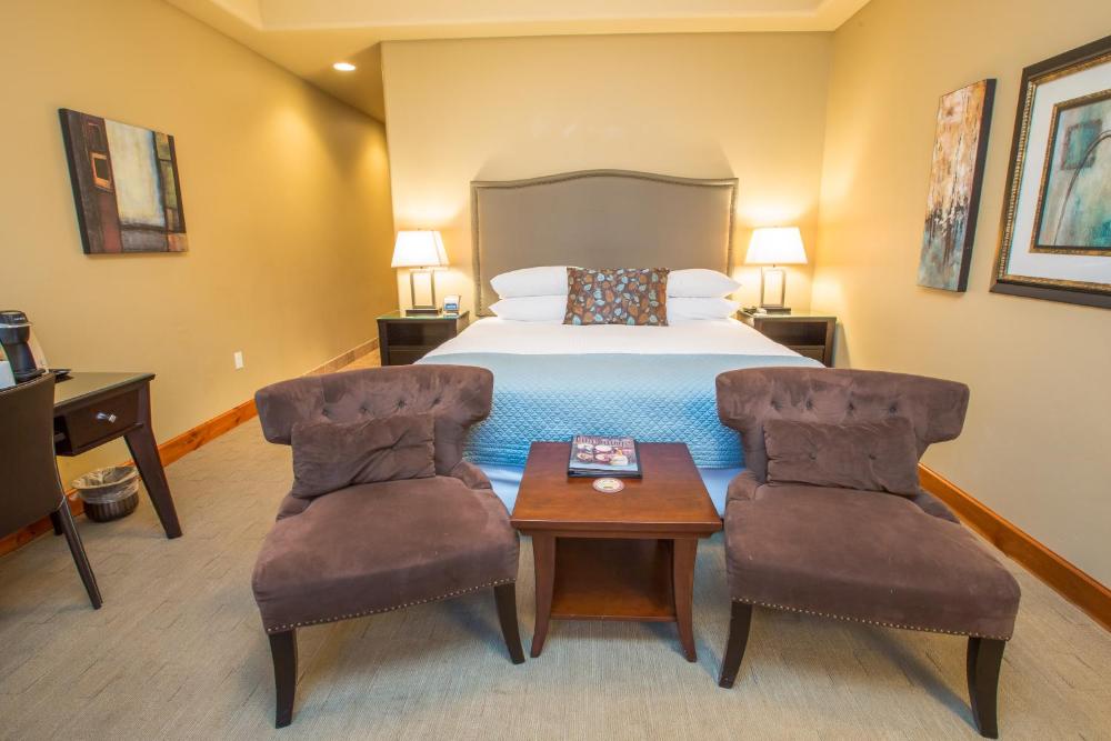 King Room with River View interior
